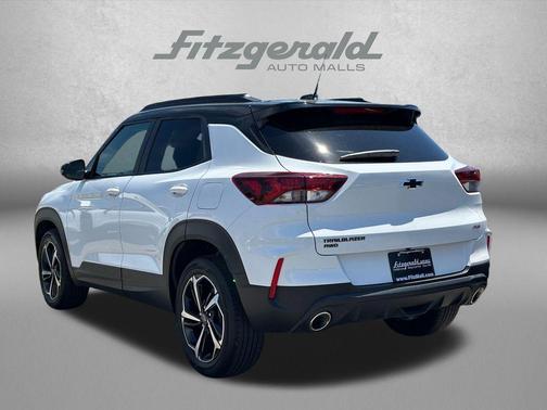 Summit White 2023 Chevrolet Trailblazer RS