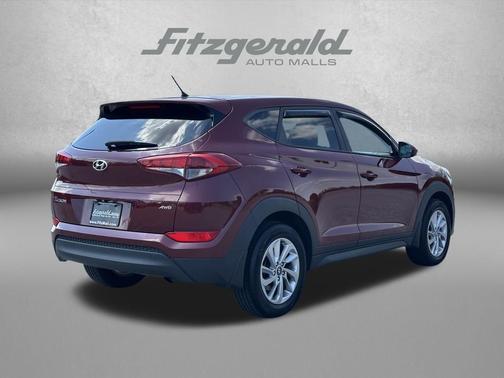 Gemstone Red 2018 Hyundai TUCSON SE