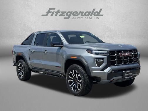 Sterling Metallic 2025 GMC Canyon AT4
