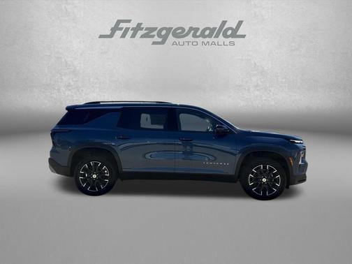 Lakeshore Blue Metallic 2026 Chevrolet Traverse LT