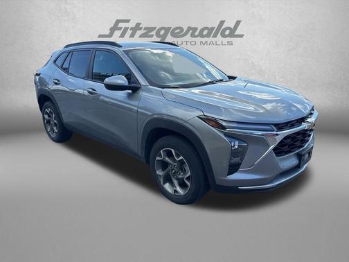Sterling Gray Metallic 2025 Chevrolet Trax LT