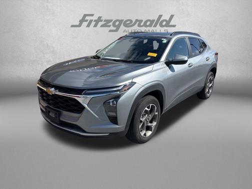 Sterling Gray Metallic 2025 Chevrolet Trax LT