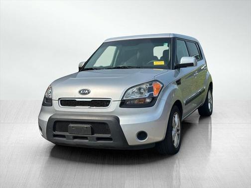 2011 Kia Soul +