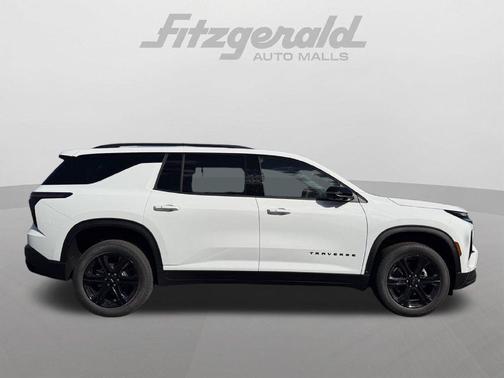 Summit White 2027 Chevrolet Traverse LT