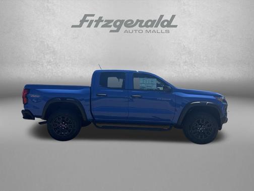 Reef Blue Metallic 2026 Chevrolet Colorado Trail Boss