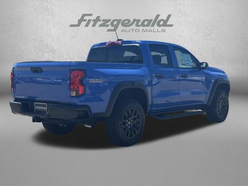 Reef Blue Metallic 2026 Chevrolet Colorado Trail Boss