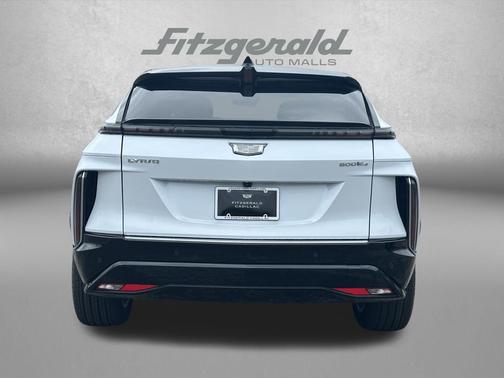 Vibrant White Tricoat 2026 Cadillac LYRIQ Premium Luxury