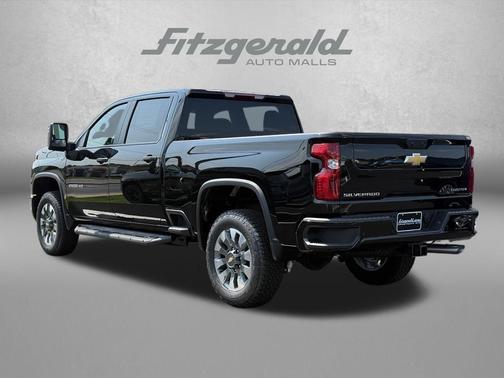 Black 2026 Chevrolet Silverado 2500 Custom