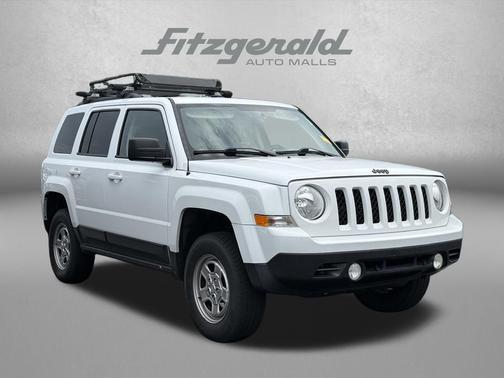Bright White Clearcoat 2016 Jeep Patriot Sport