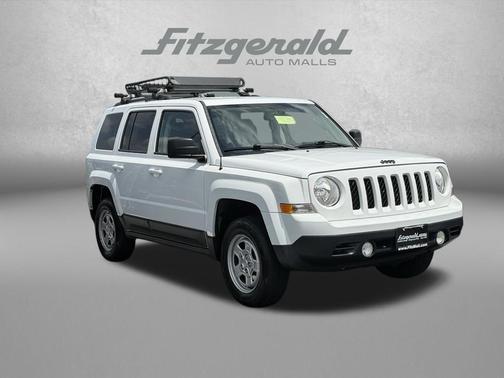 Bright White Clearcoat 2016 Jeep Patriot Sport
