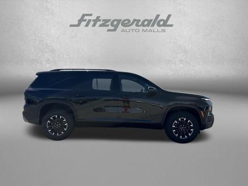 Mosaic Black Metallic 2026 Chevrolet Traverse AWD Z71