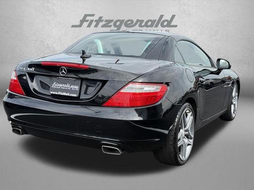 Black 2016 Mercedes-Benz SLK-Class SLK300 Roadster