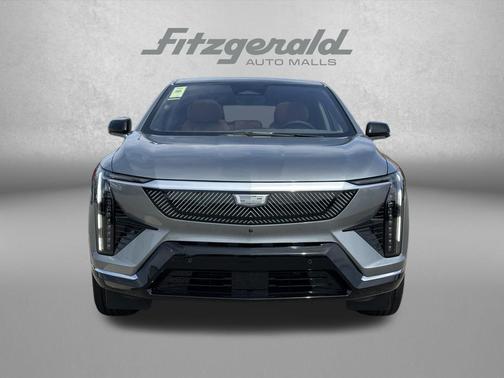 Argent Silver Metallic 2026 Cadillac OPTIQ Premium Luxury