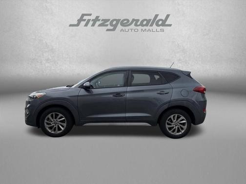 Coliseum Gray 2017 Hyundai TUCSON SE