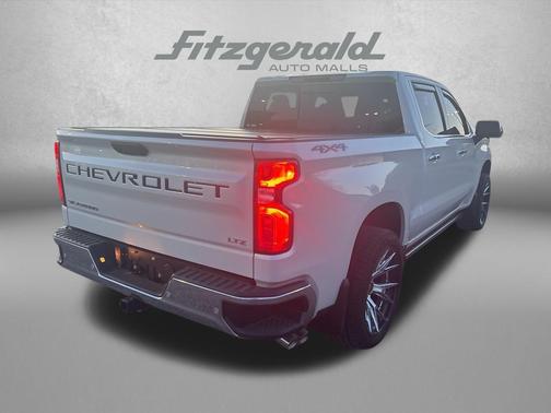 Iridescent Pearl Tricoat 2024 Chevrolet Silverado 1500 LTZ
