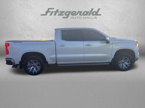 Iridescent Pearl Tricoat 2024 Chevrolet Silverado 1500 LTZ