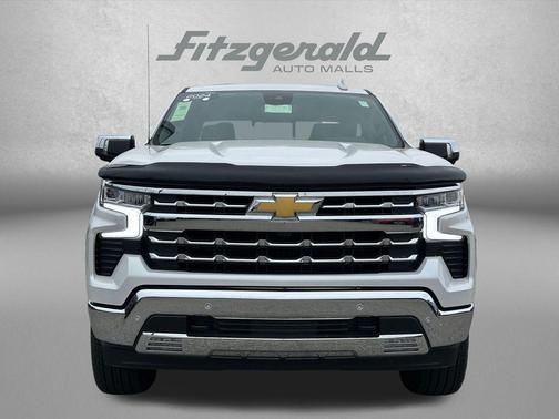 Iridescent Pearl Tricoat 2024 Chevrolet Silverado 1500 LTZ