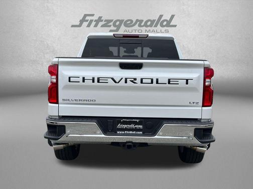 Iridescent Pearl Tricoat 2024 Chevrolet Silverado 1500 LTZ