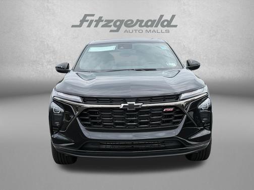 Mosaic Black Metallic 2026 Chevrolet Trax FWD 1RS