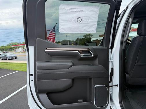 Summit White 2026 Chevrolet Silverado 1500 LT Trail Boss