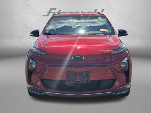 Radiant Red Tintcoat 2023 Chevrolet Bolt EUV FWD Premier
