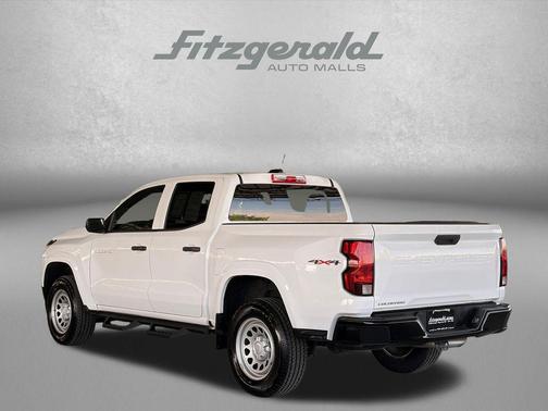 Summit White 2024 Chevrolet Colorado WT