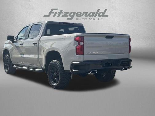 White Sands 2026 Chevrolet Silverado 1500 Custom Trail Boss