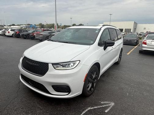 2025 Chrysler Pacifica Limited