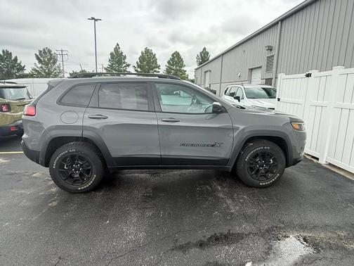 2022 Jeep Cherokee X