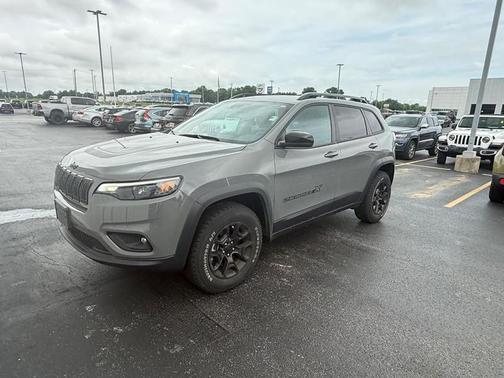 2022 Jeep Cherokee X