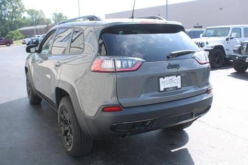 2022 Jeep Cherokee X
