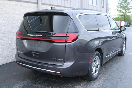 2023 Chrysler Pacifica Limited