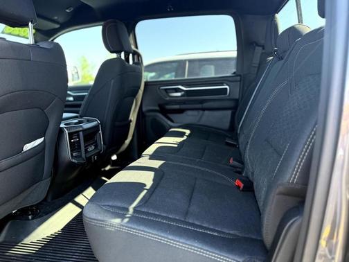 Granite Crystal Clearcoat Metallic 2026 RAM 1500 Big Horn