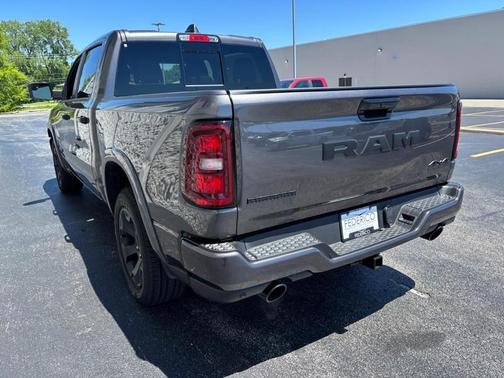 Granite Crystal Clearcoat Metallic 2026 RAM 1500 Big Horn/Lone Star