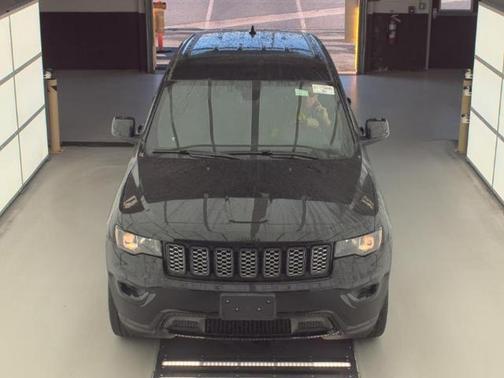 2022 Jeep Grand Cherokee WK Laredo