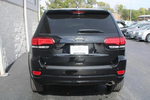2022 Jeep Grand Cherokee WK Laredo