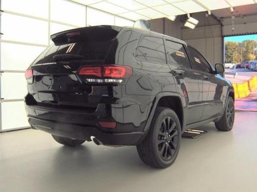 2022 Jeep Grand Cherokee WK Laredo