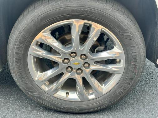 Summit White / White 2018 Chevrolet Traverse High Country