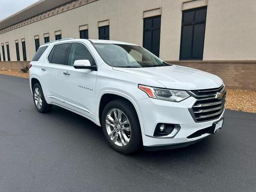 Summit White / White 2018 Chevrolet Traverse High Country