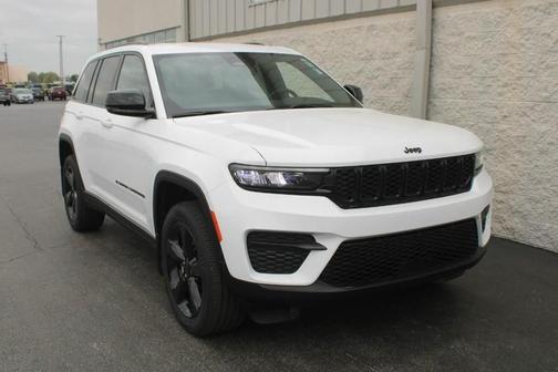 2022 Jeep Grand Cherokee Altitude