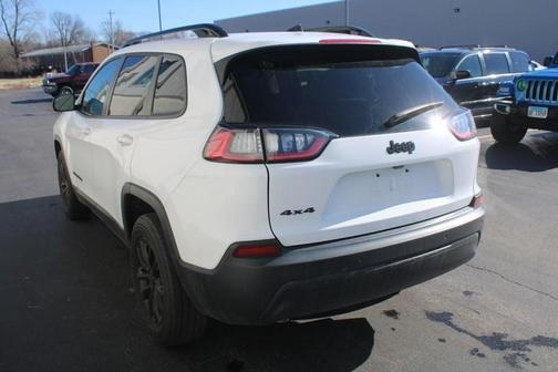 2023 Jeep Cherokee Altitude Lux
