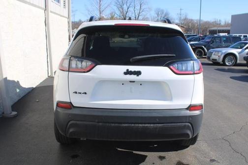2023 Jeep Cherokee Altitude Lux