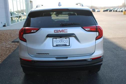 Quicksilver Metallic 2021 GMC Terrain SLE