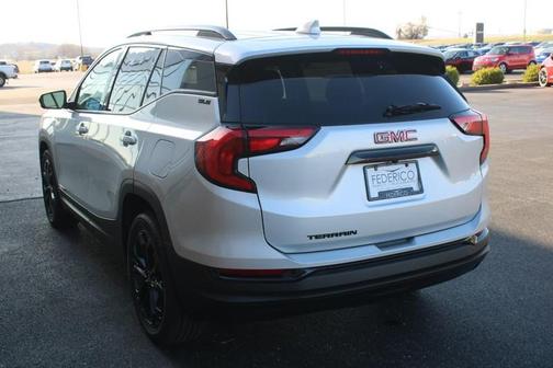 Quicksilver Metallic 2021 GMC Terrain SLE