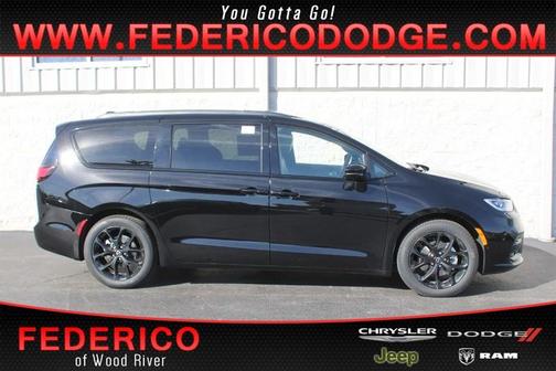 2026 Chrysler Pacifica Limited FWD