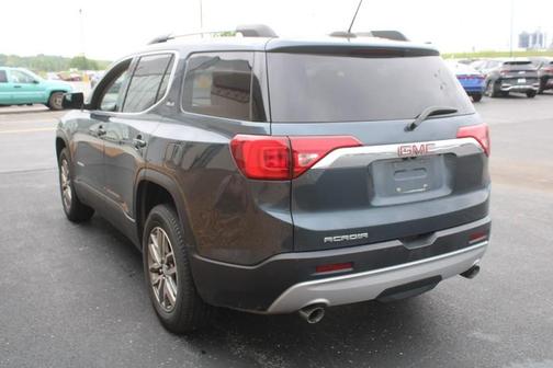 2019 GMC Acadia SLE-2