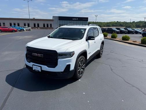 Summit White / White 2021 GMC Acadia SLE