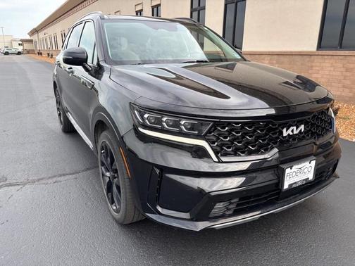 Ebony Black / Black 2023 Kia Sorento SX
