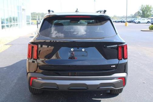 2025 Kia Sorento X-Line EX