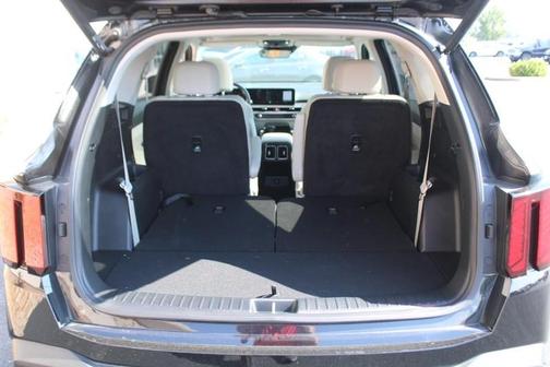 2025 Kia Sorento X-Line EX